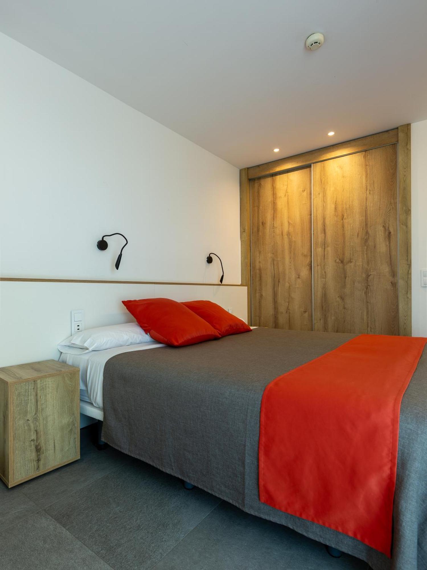 Apartamentos Sunway Apollo Σίτζες Εξωτερικό φωτογραφία